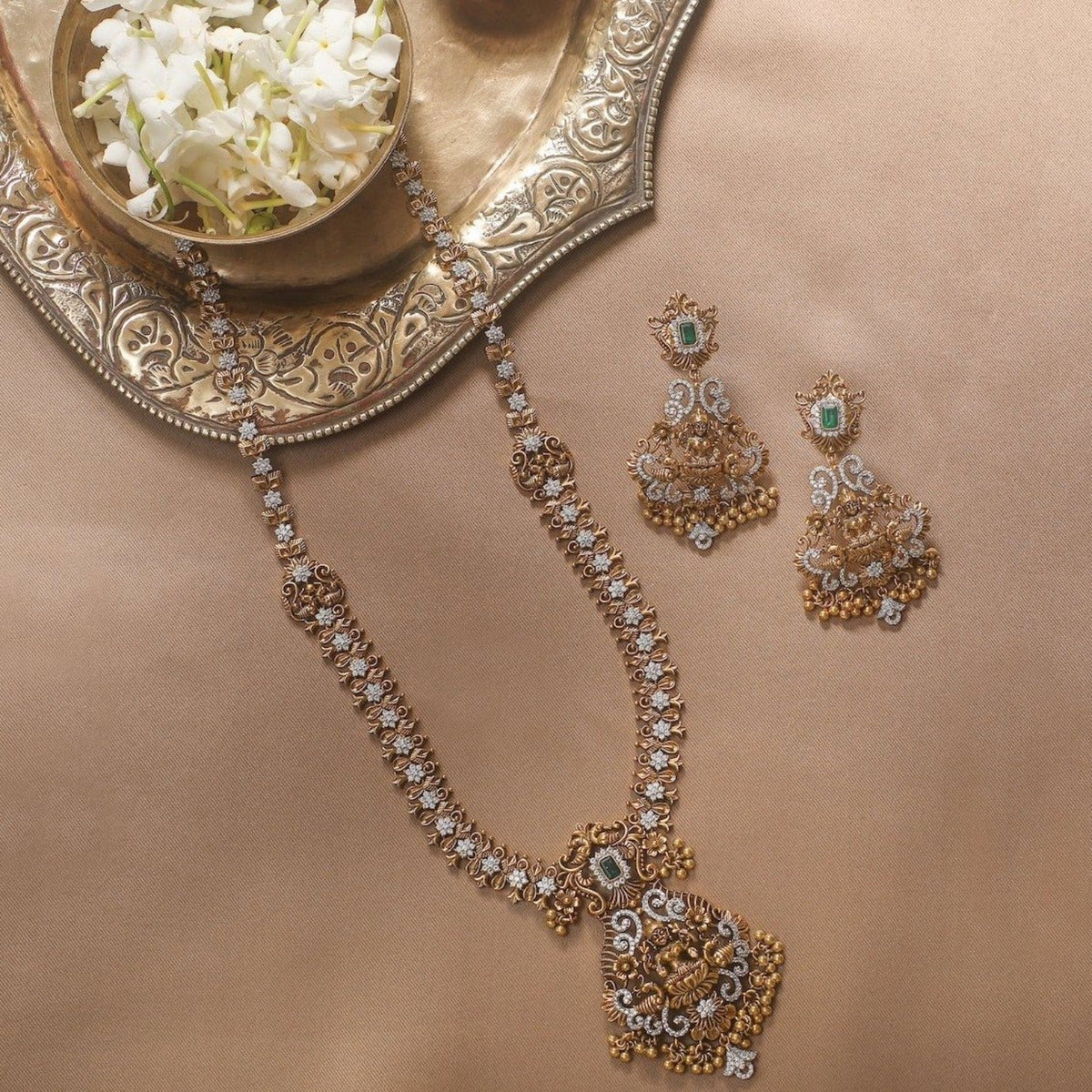 Necklaces Paarthi Antique Temple Silver Long Necklace