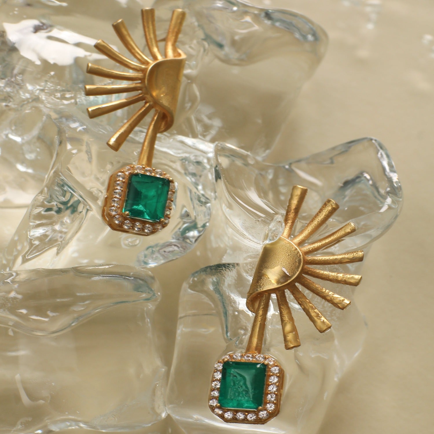 Sparrkling Art Deco Silver Earrings