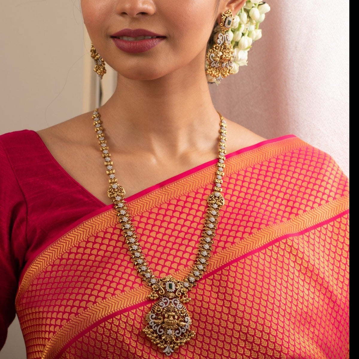 Necklaces Paarthi Antique Temple Silver Long Necklace