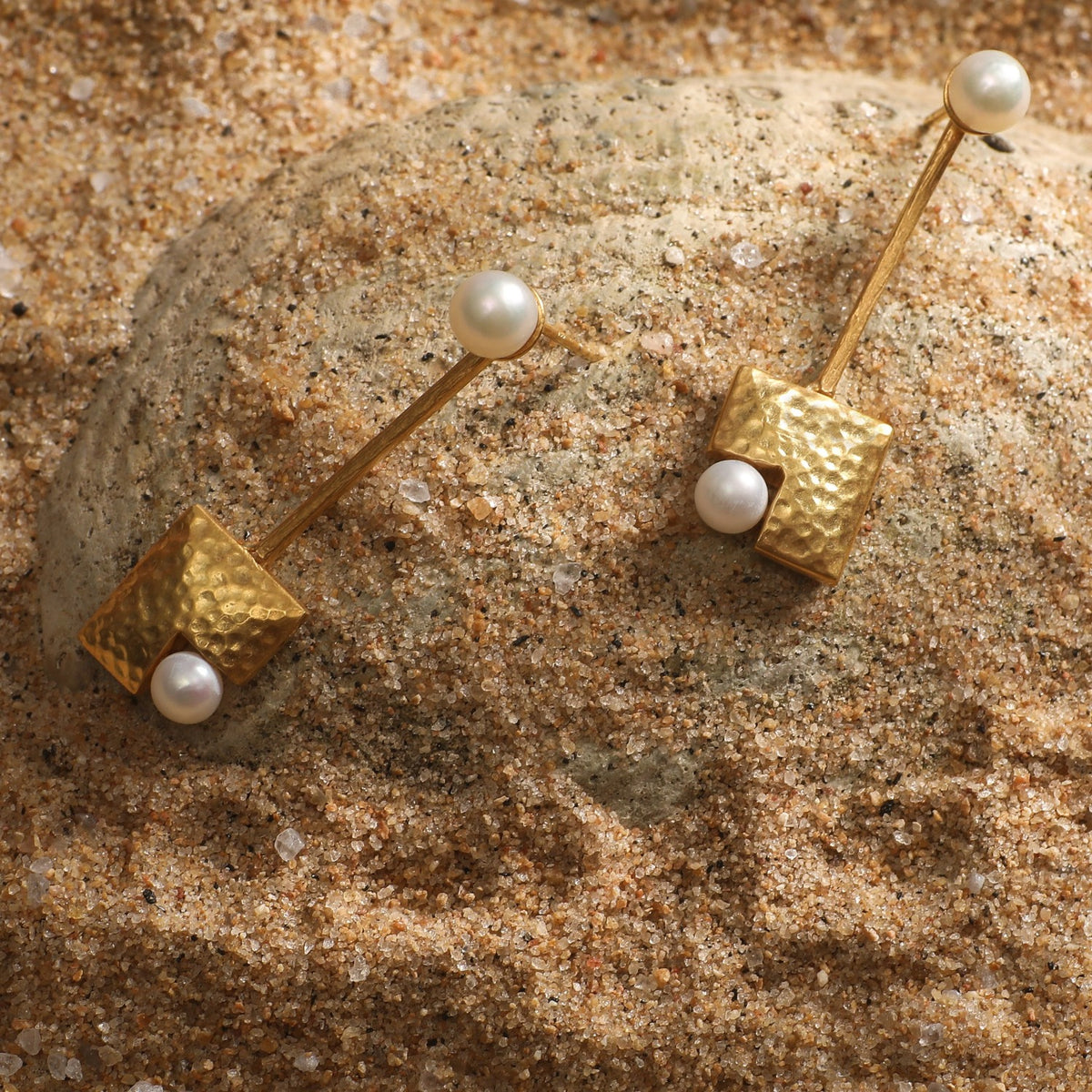 Zoya Pearl Silver Earrings